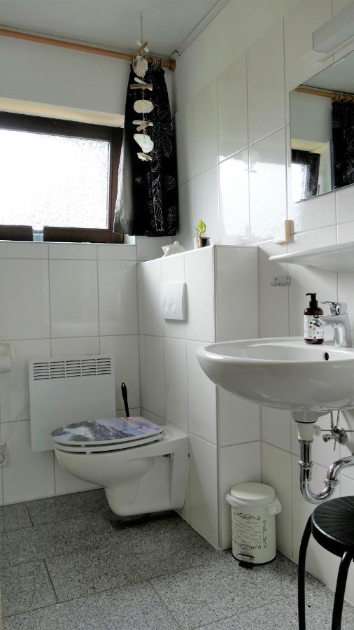 Helles Ferienhaus Im Landhausstil Fuer Bis Zu 10 Personen Frielendorf Εξωτερικό φωτογραφία